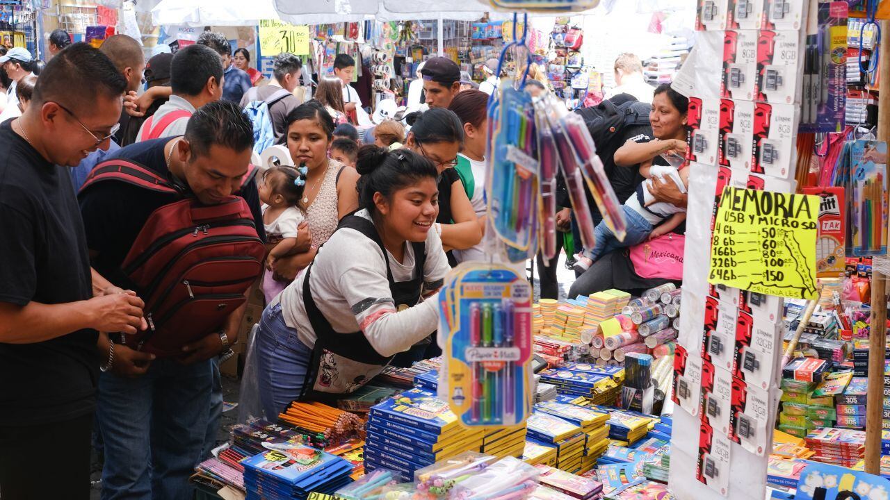 Las familias que solicitaron préstamos tardarán hasta un año en pagar los útiles escolares.