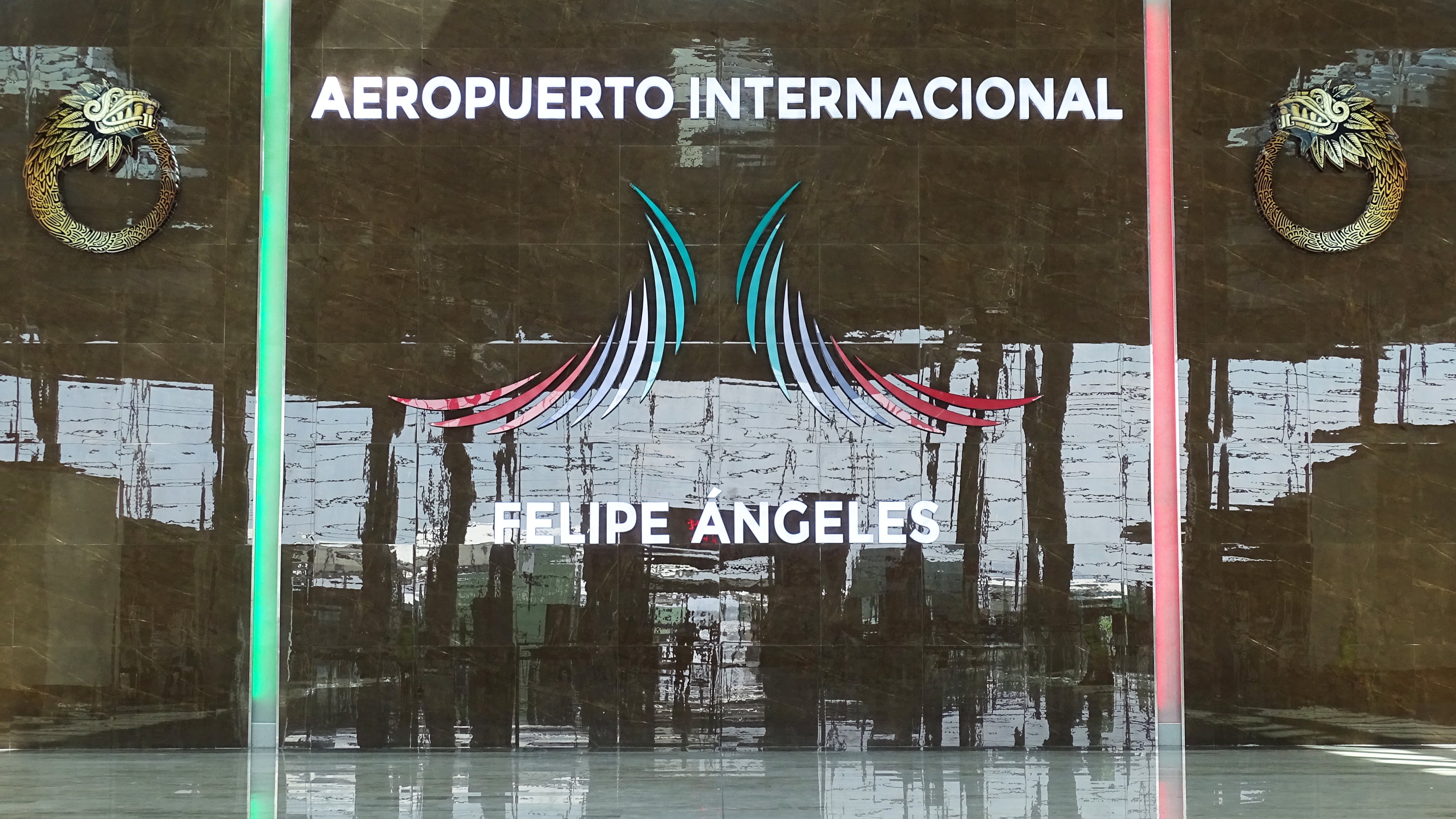 Aspectos del Aeropuerto Internacional Felipe Ángeles (AIFA)