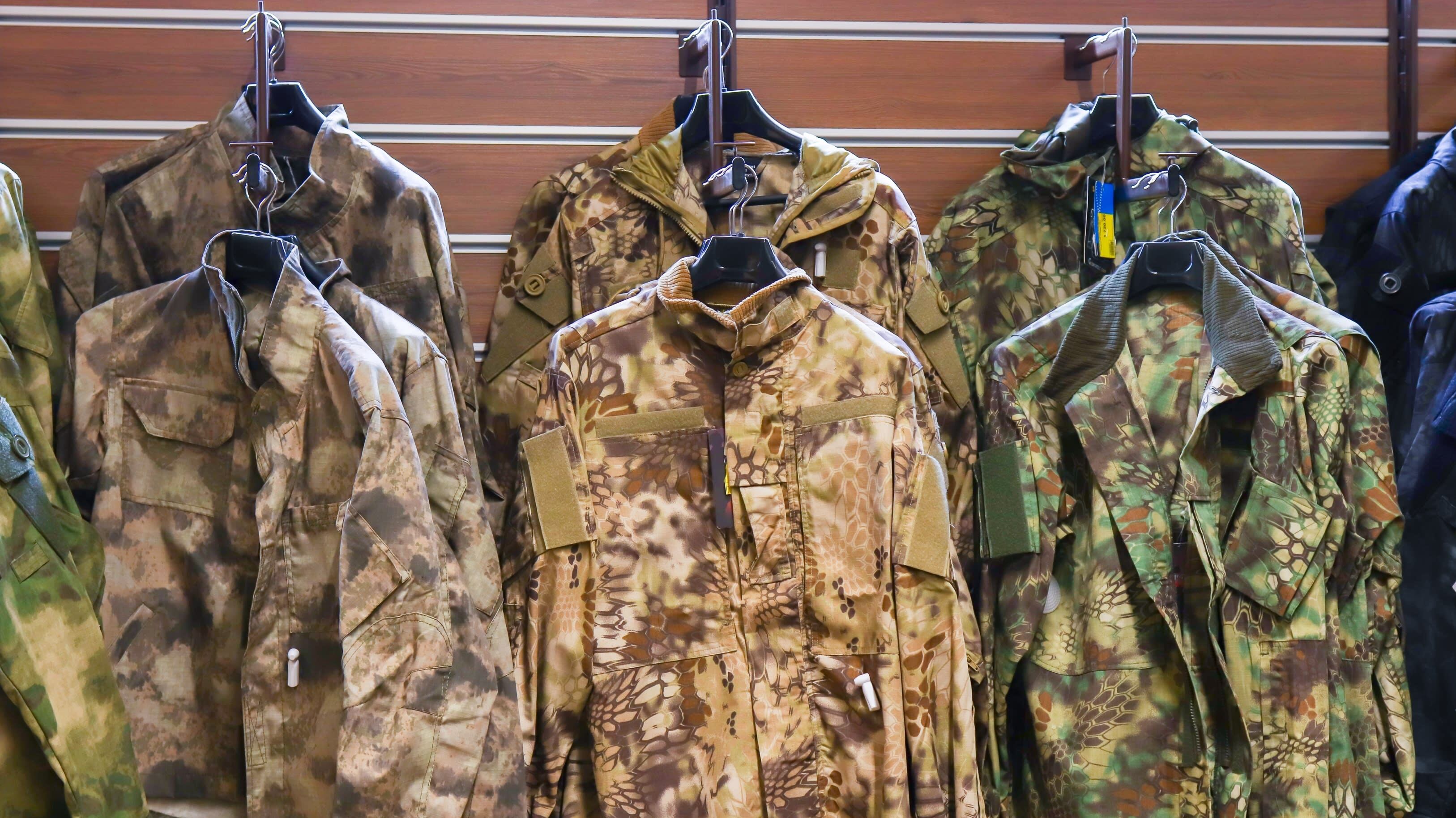 venta de uniformes militares