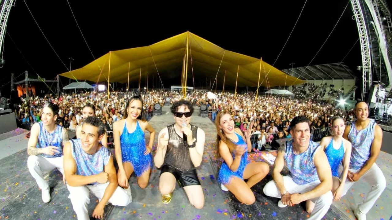 El cantante denunció que fue víctima de robo durante una presentación en Puebla