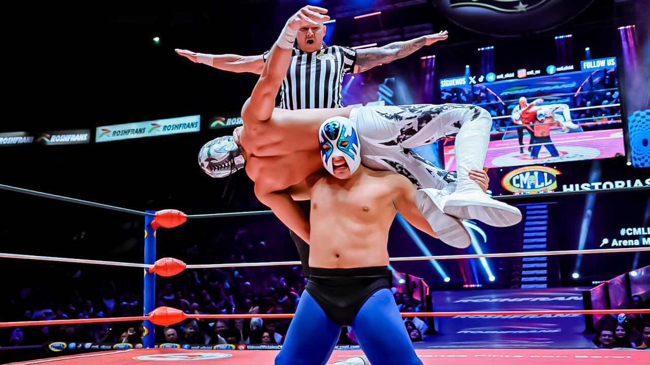 CMLL