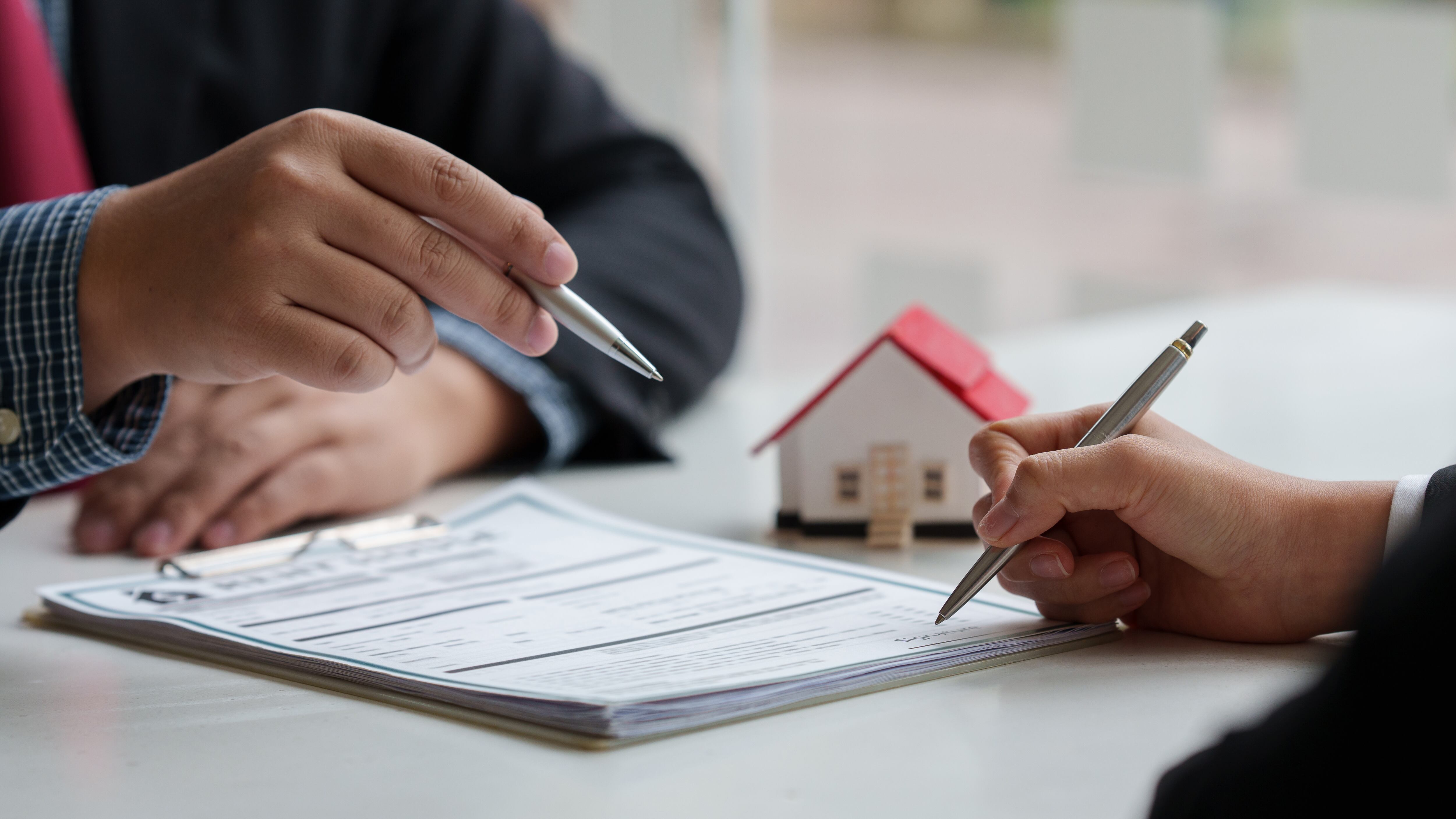 El administrador del condominio requiere conocimientos de finanzas y administración y solución de problemas.