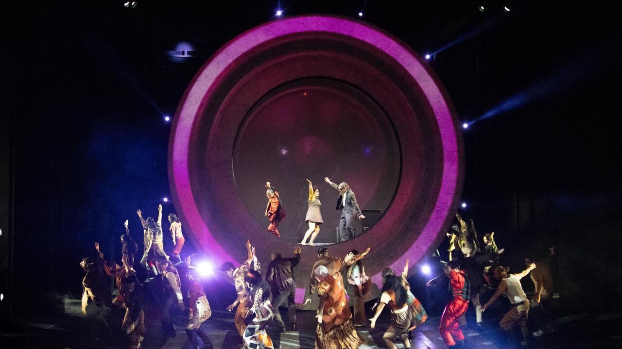 La Cumbia del Pantano: cuando el teatro desnuda a la burocracia