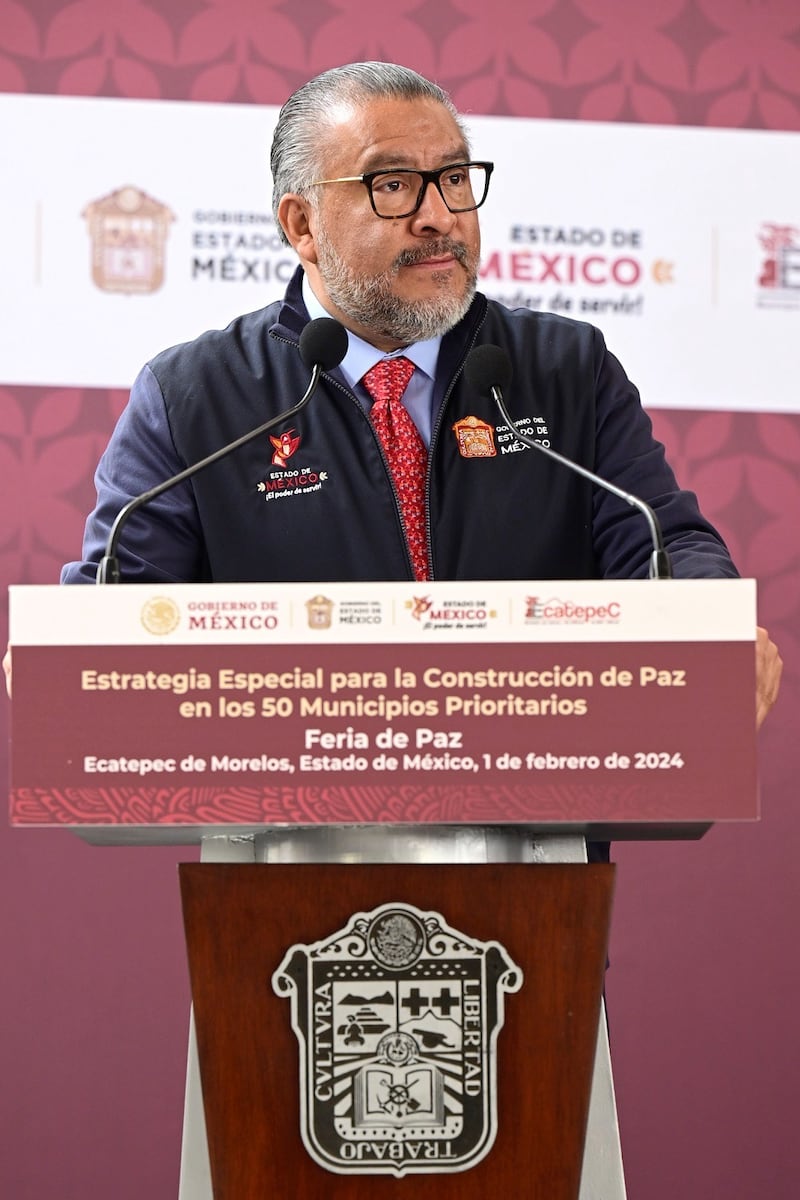 Horacio Duarte inaugura Feria de la Paz en Ecatepec