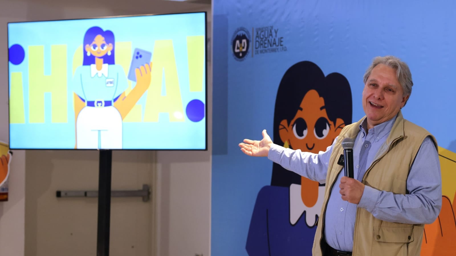 Barragán indicó que la nueva plataforma sincroniza la información y automatiza la atención a los usuarios y registra de forma digital los reportes y consultas, entre otras cosas.