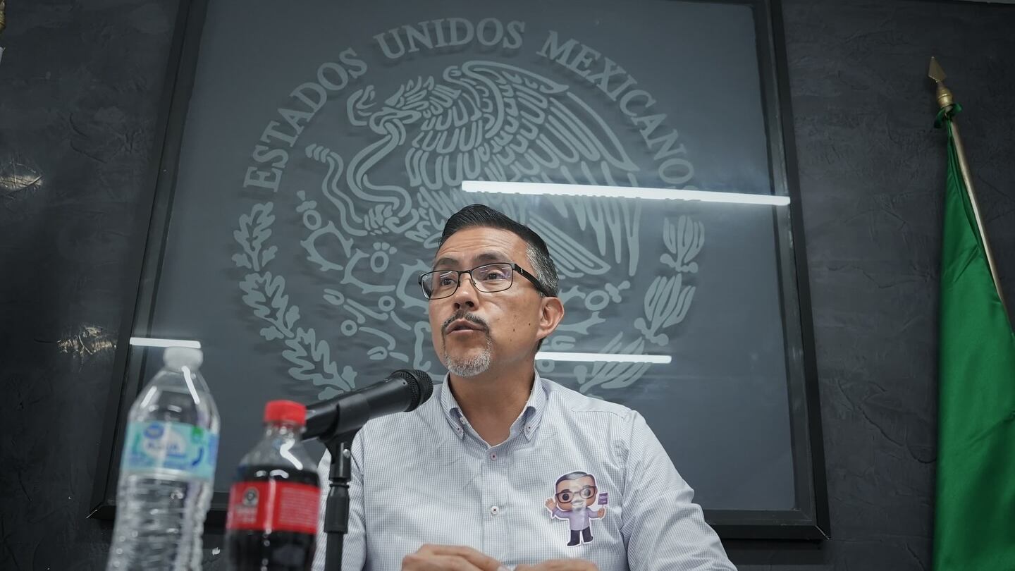 Sergio Molina en su visita a Puebla