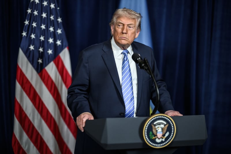 El presidente estadounidense Donald Trump informó que Caracas suministrará entre 30 y 50 millones de barriles de crudo a territorio norteamericano.