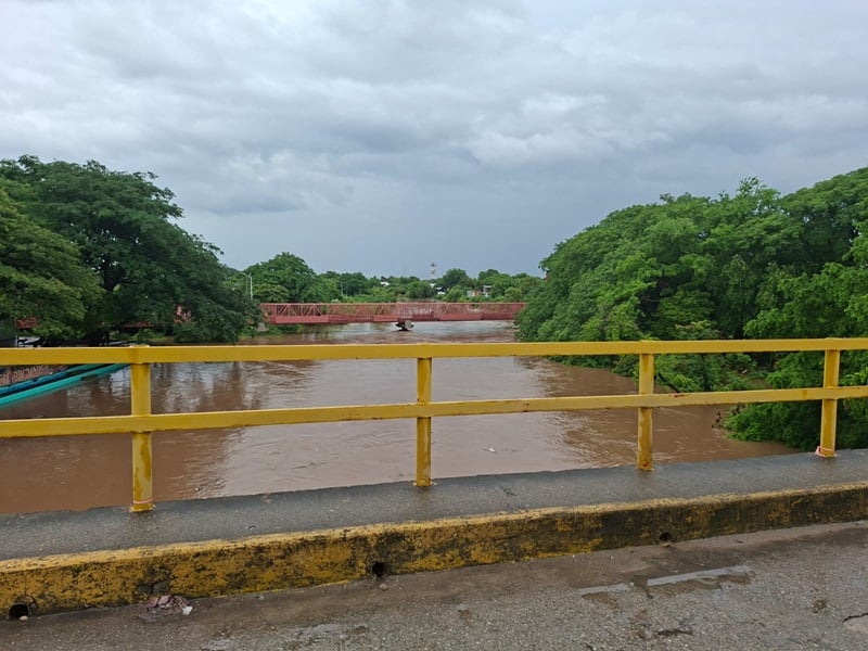 Reporta Consejo Estatal de Protección Civil que no hay afectaciones por desbordamiento del río Los Perros