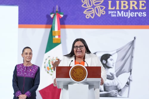 Sheinbaum arranca la mañanera con mujeres al frente en el Día de la Eliminación de la Violencia contra la Mujer