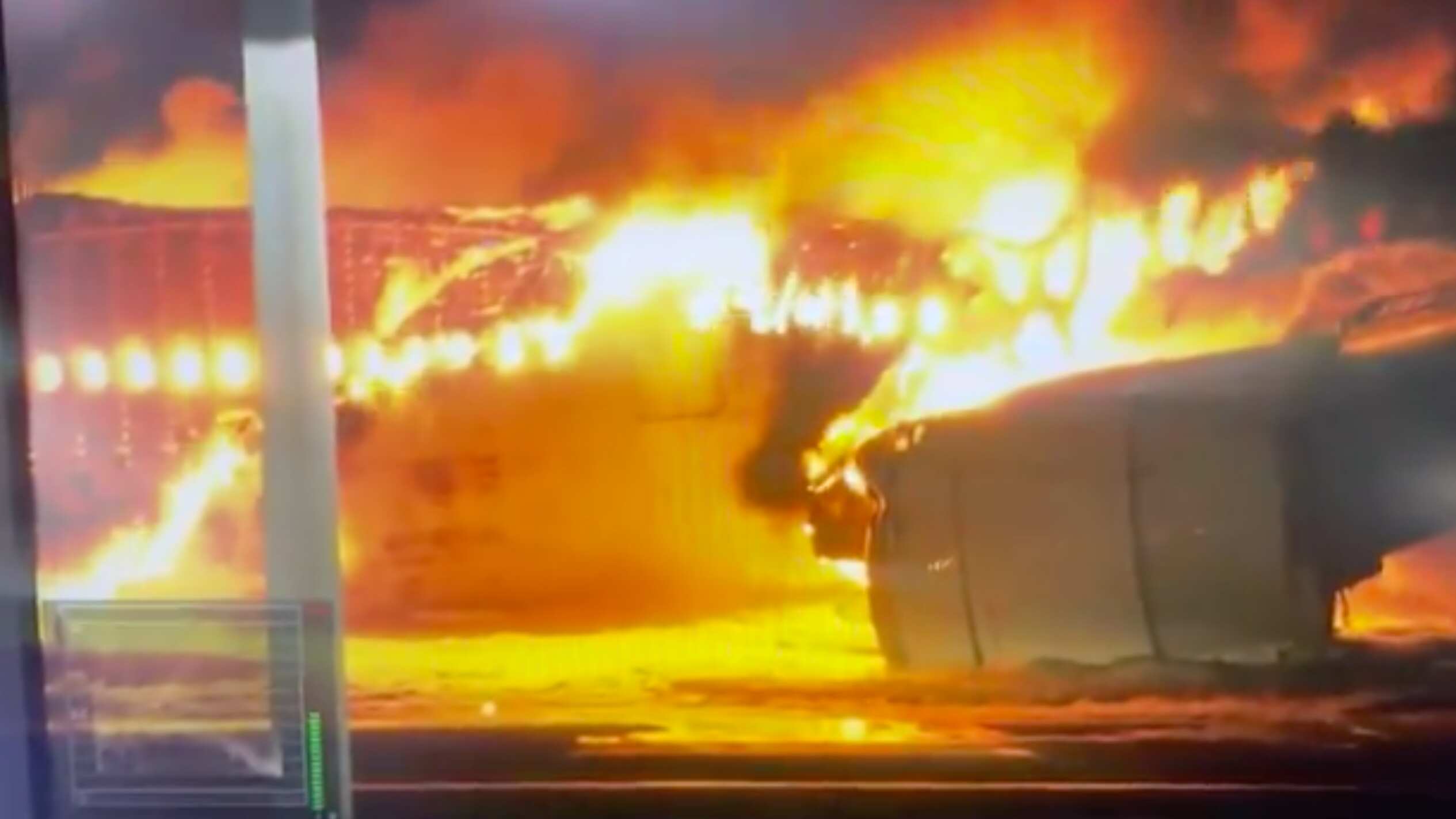 El choque de las aeronaves dejó fuertes imágenes. (Especial)