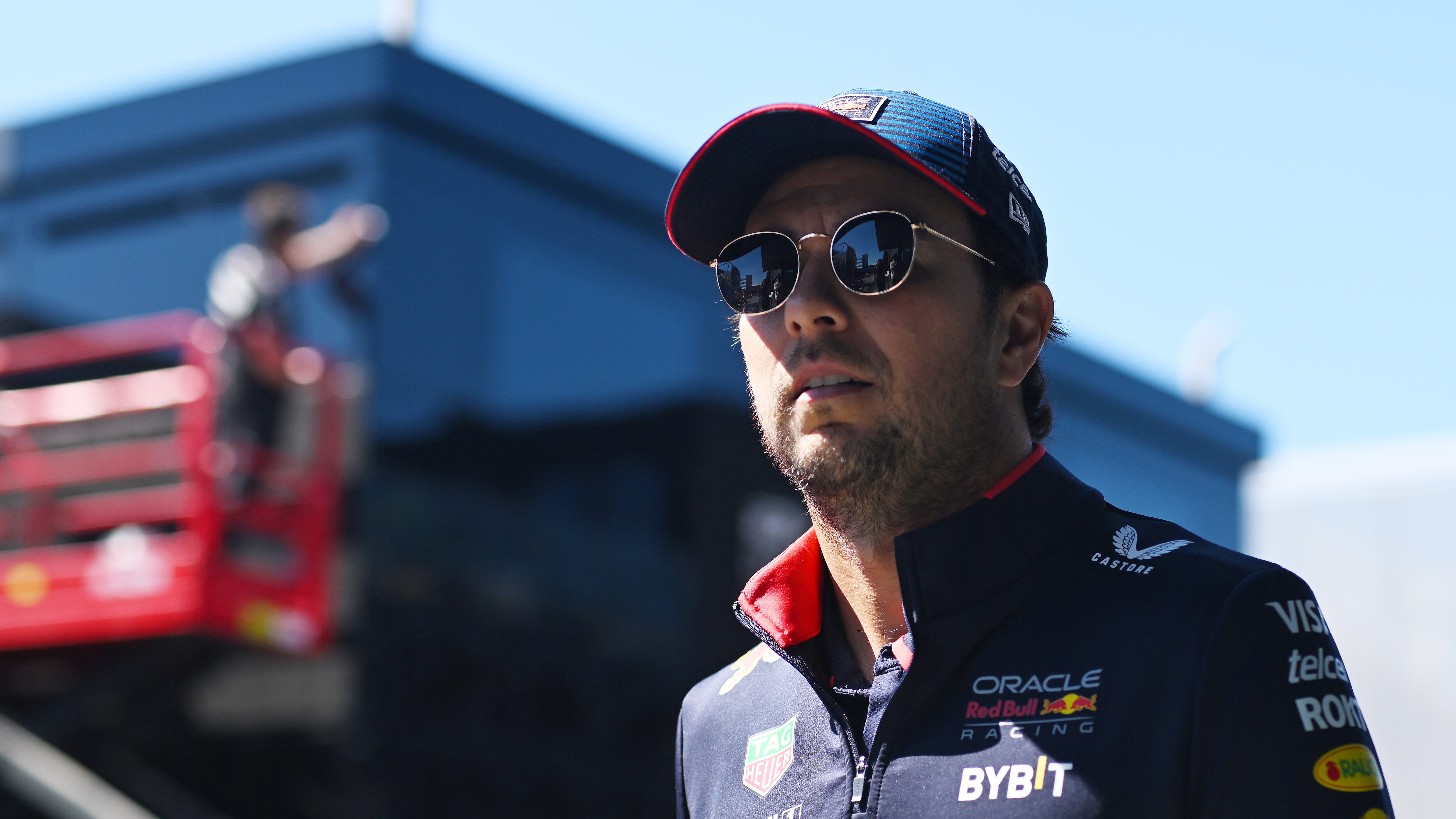 'Checo' Pérez confesó tener problemas con el monoplaza de Red Bull y ve una clasificación complicada para el GP de España.