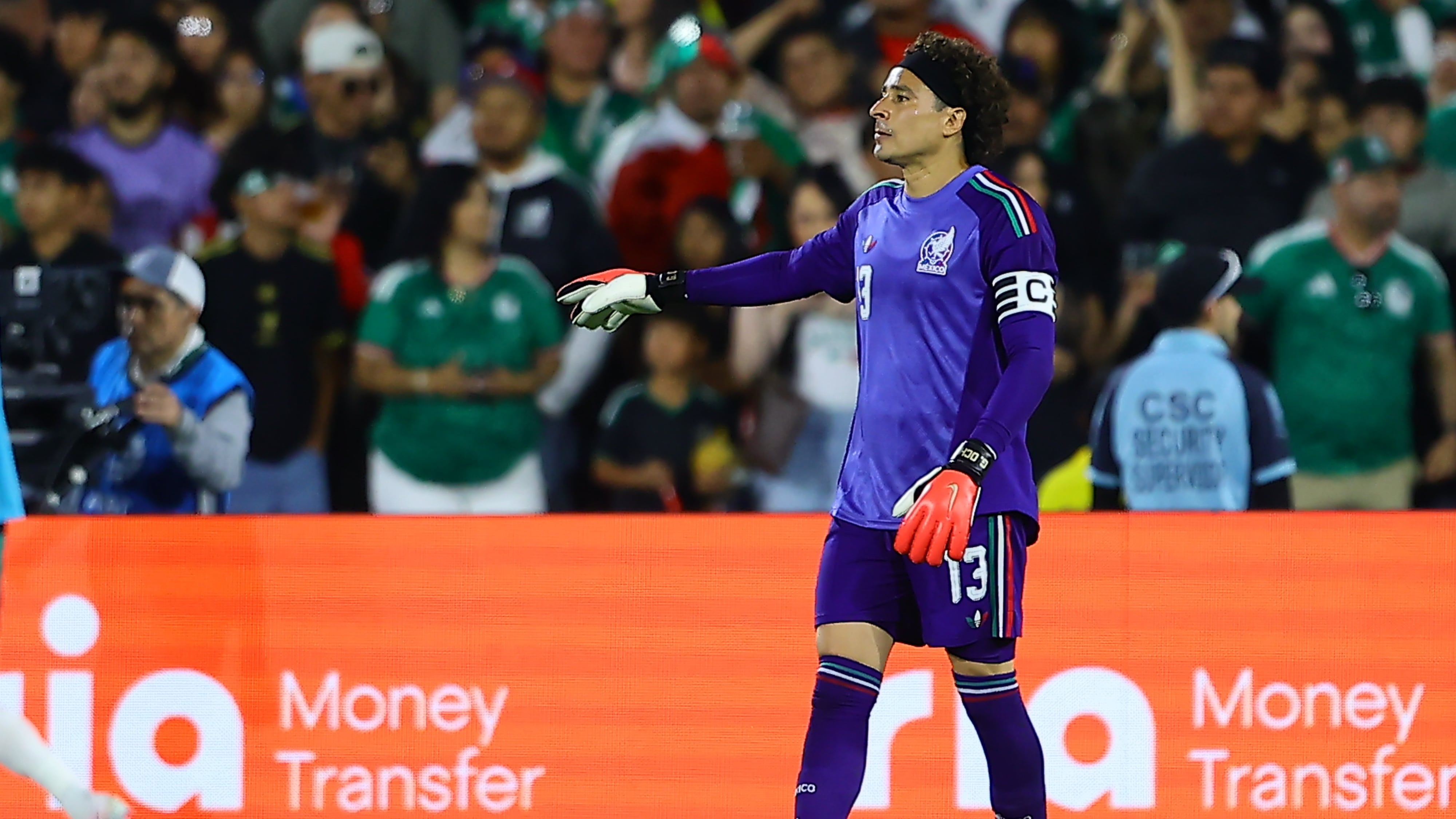 Guillermo Ochoa puede ser titular en el Mundial 2026.