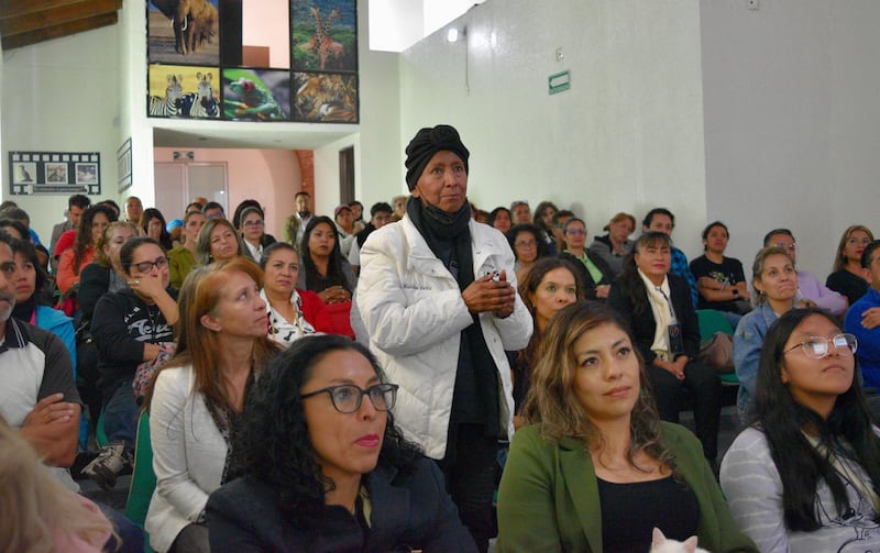 Gobierno del Estado de México presenta estrategia para atender sobrepoblación de animales callejeros