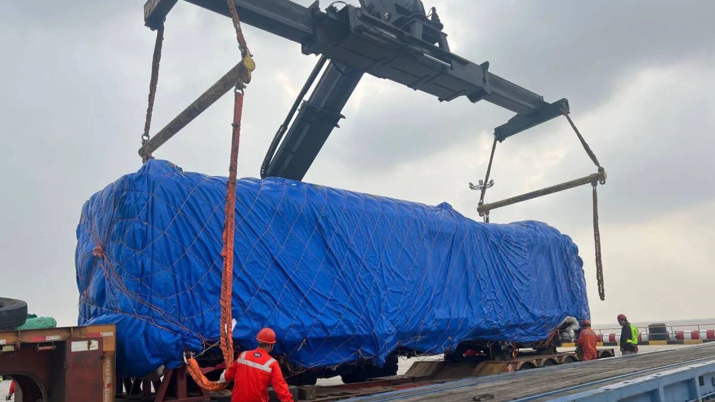 El avance de la Línea 4 del Tren Ligero de Tlajomulco va en más 70% de avance y en redes sociales el gobernador de Jalisco, Enrique Alfaro, anunció que ocho trenes ya vienen rumbo a Jalisco desde China.