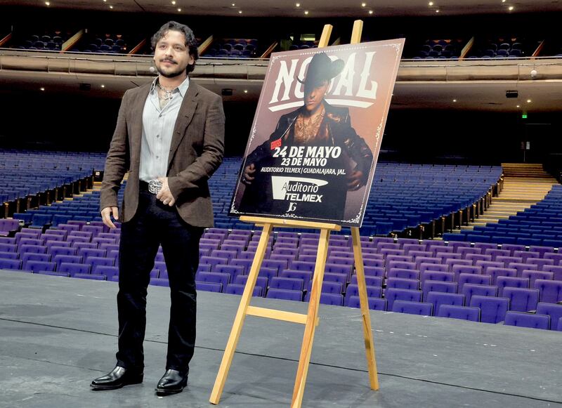 El cantante charló con la prensa