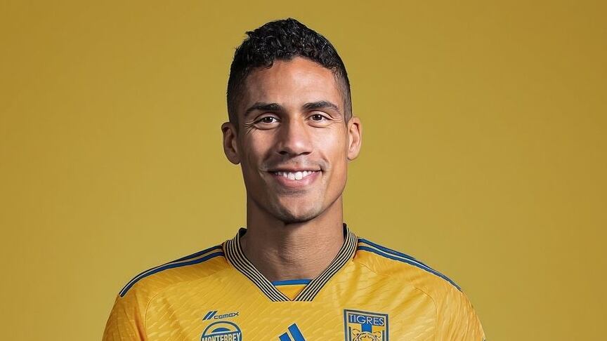 Raphael Varane vestido de Tigre