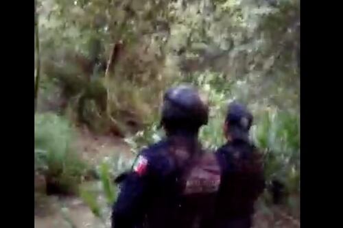 Emboscan a Policías Estatales y queman patrullas por conflicto entre comunidades de la Sierra Sur de Oaxaca