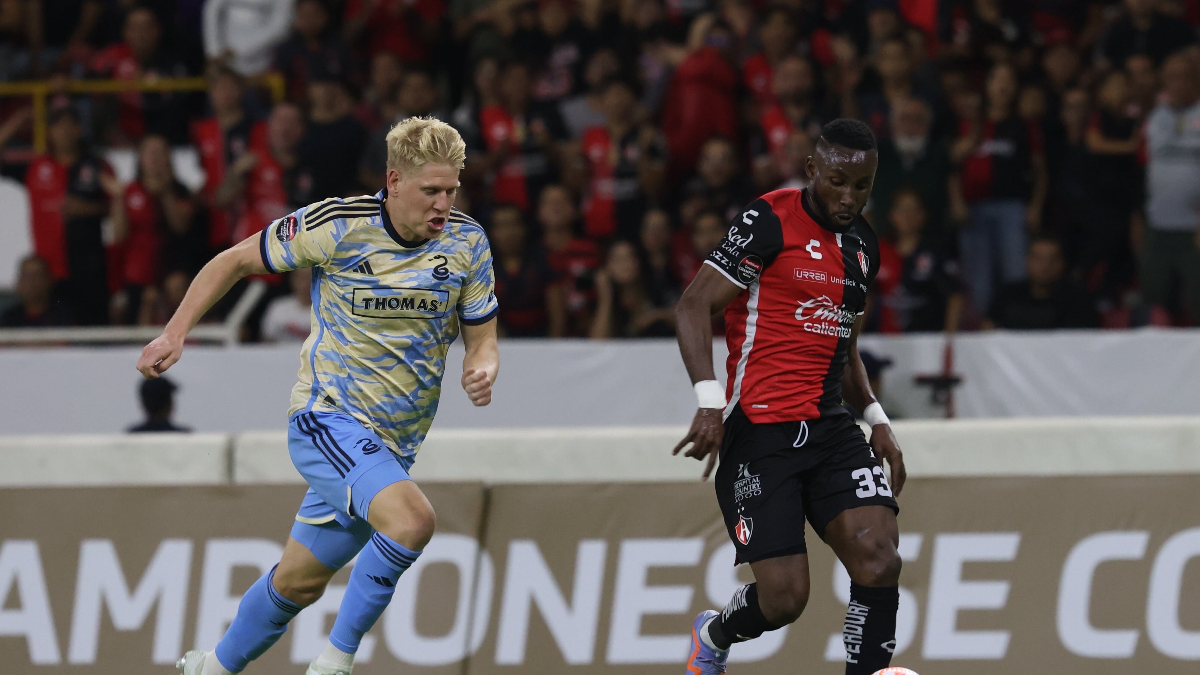 Los rojinegros se llevaron el triunfo en casa