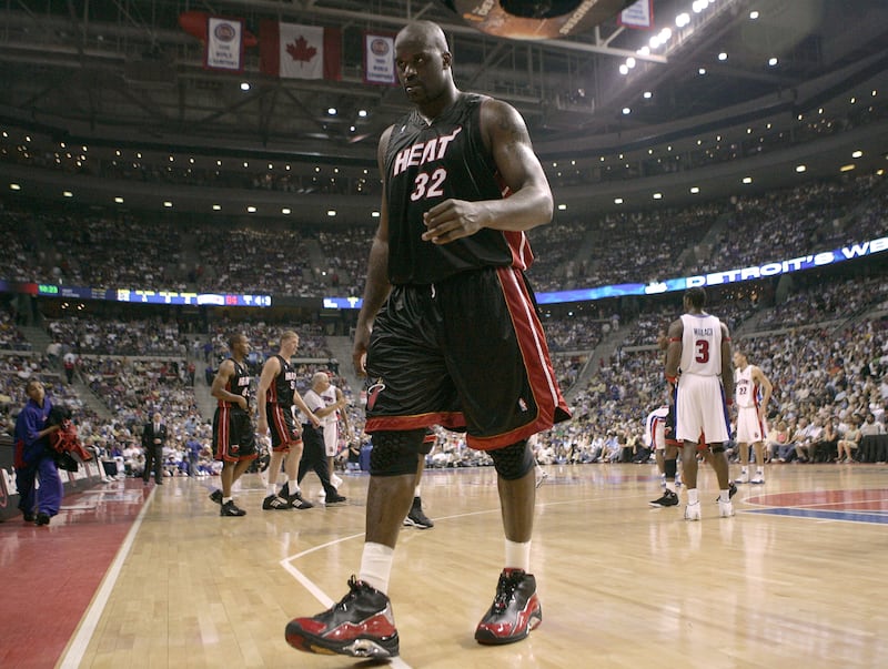 Conocido mundialmente como “Shaq”, es una de las figuras más icónicas en la historia del baloncesto y de la cultura popular. Foto: Getty Images.