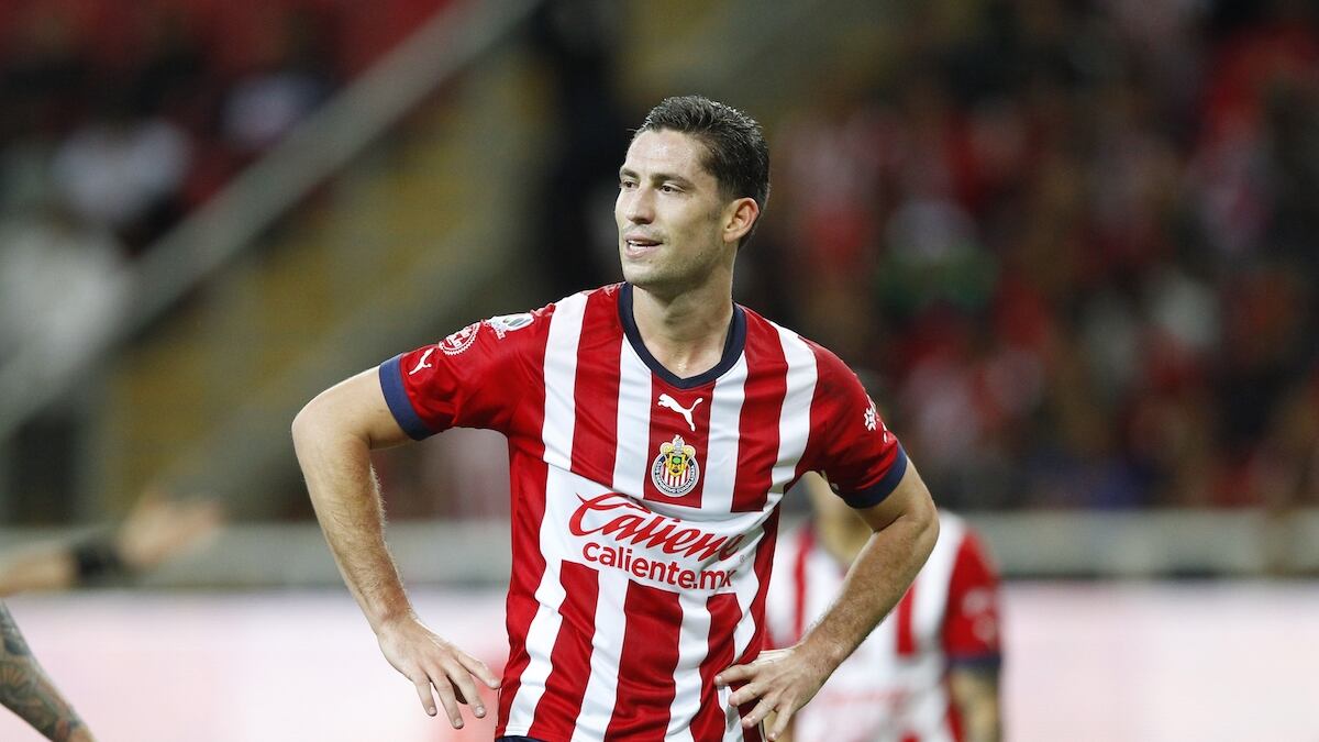 Santiago Ormeño de Chivas