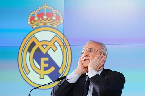 ¡Escándalo en España! Árbitros demandan al Real Madrid y Florentino Pérez
