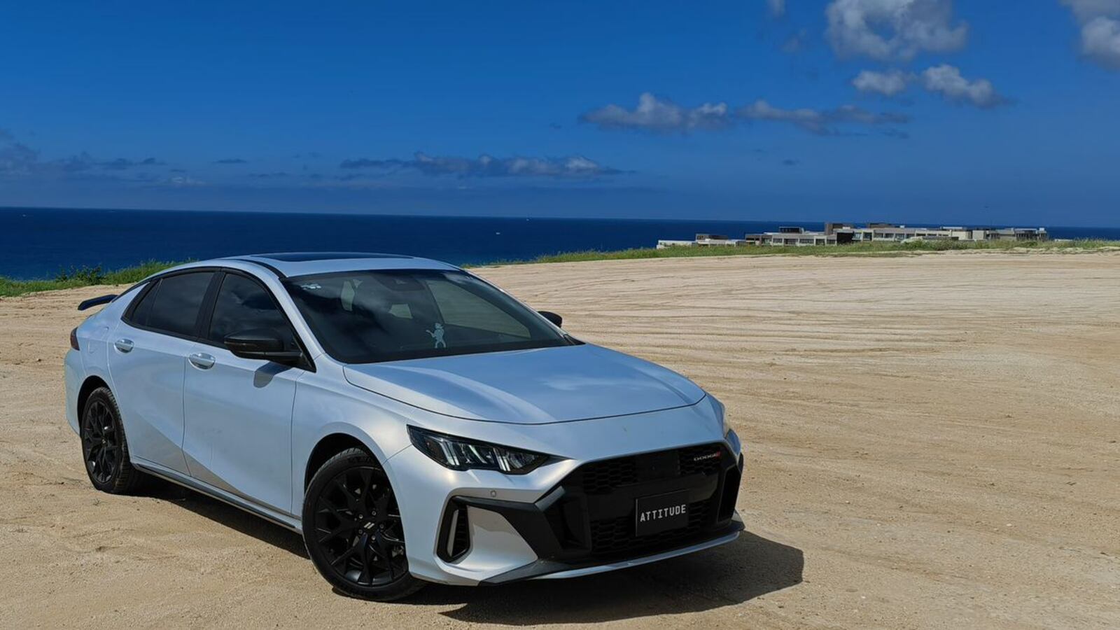 El Dodge Attitude 2025 es una apuesta totalmente agresiva y fuera de lo establecido.