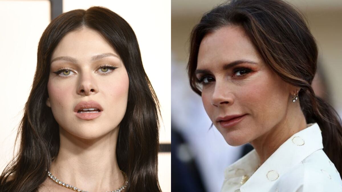 Nicola Peltz y Victoria Beckham
