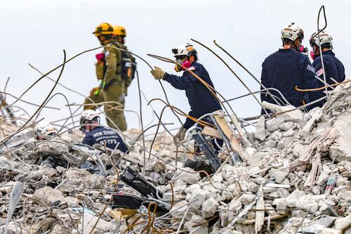 Concluye búsqueda de sobrevivientes en edificio derrumbado en Miami