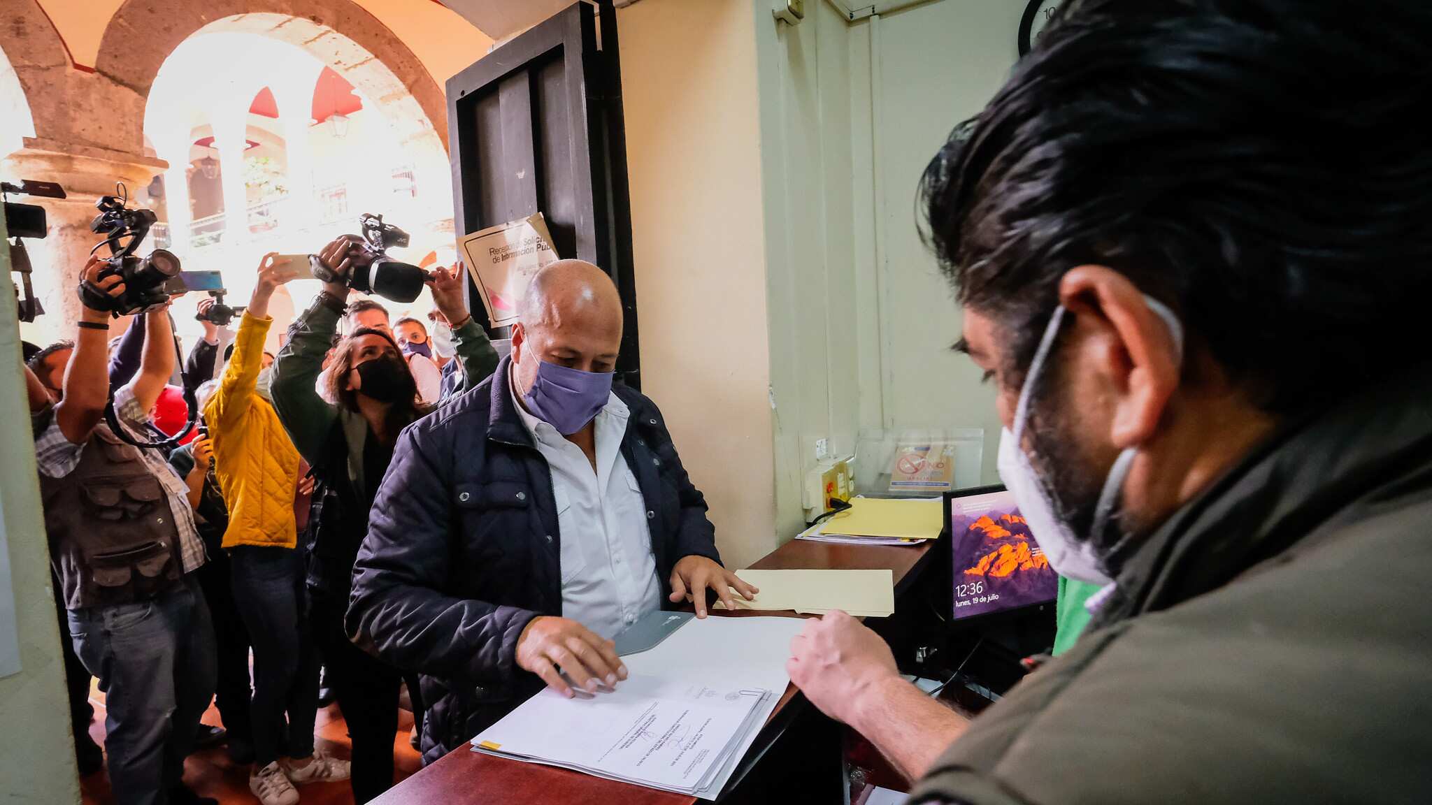 A decir del gobernador, se busca que la reforma sea retroactiva para evitar más abusos que podrían llevar a una crisis a Pensiones del Estado.