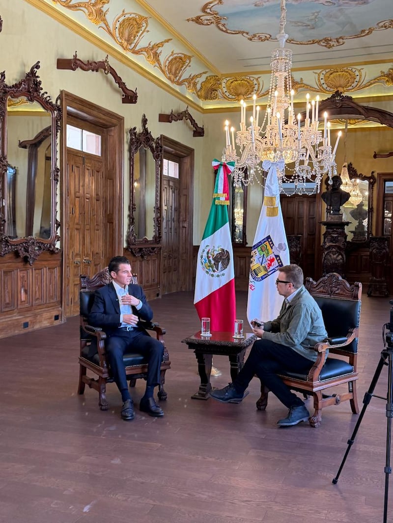 “Sí me veo como gobernador, pero hoy mi prioridad es cumplirle a Nuevo León”: Mike Flores