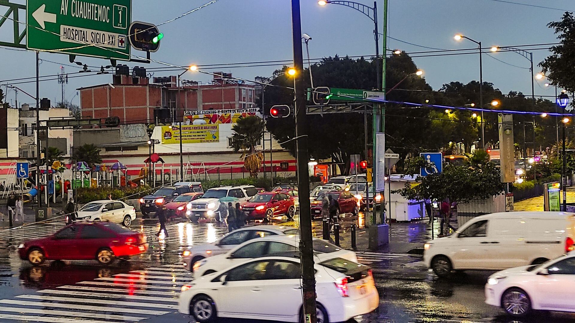 Hoy no Circula del miércoles 18 de junio 2025 en CDMX y Edomex