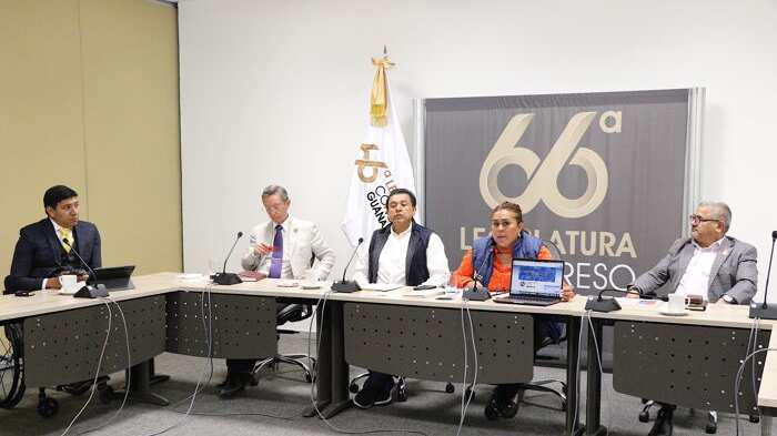 Buscan remover de su cargo a funcionarios de la capital.