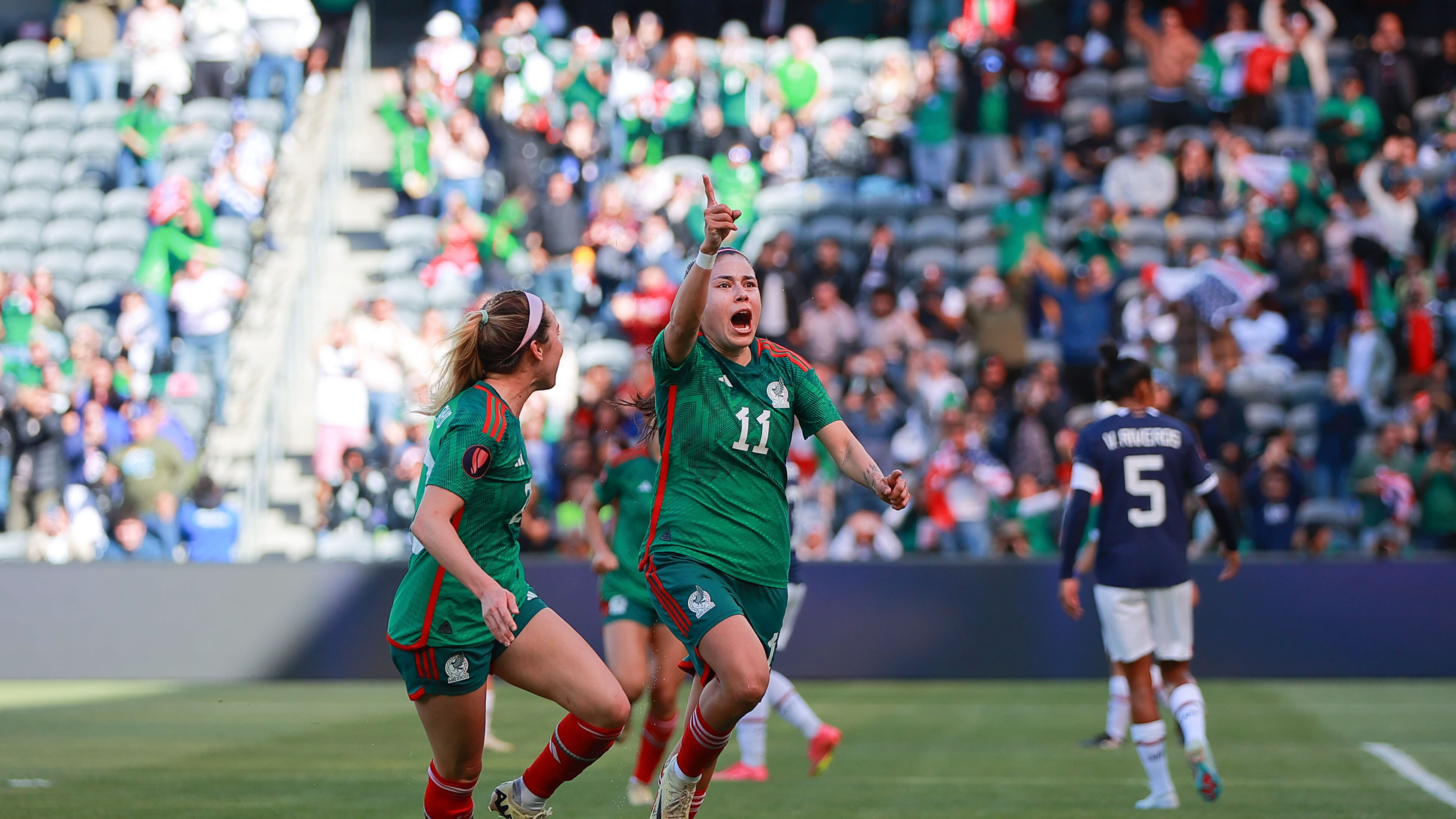 Tri femenil pondrá en juego su invicto ante Brasil.