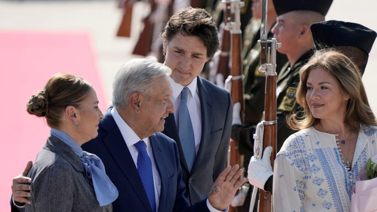 Arribo del primer ministro de Canada, Justin Trudeau y su esposa Sophie Grégoire al AIFA.