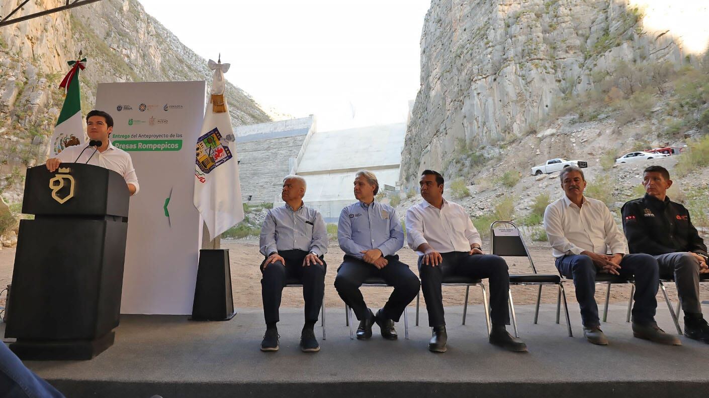 García dio a conocer que la primera presa en construirse será la Divisadero.