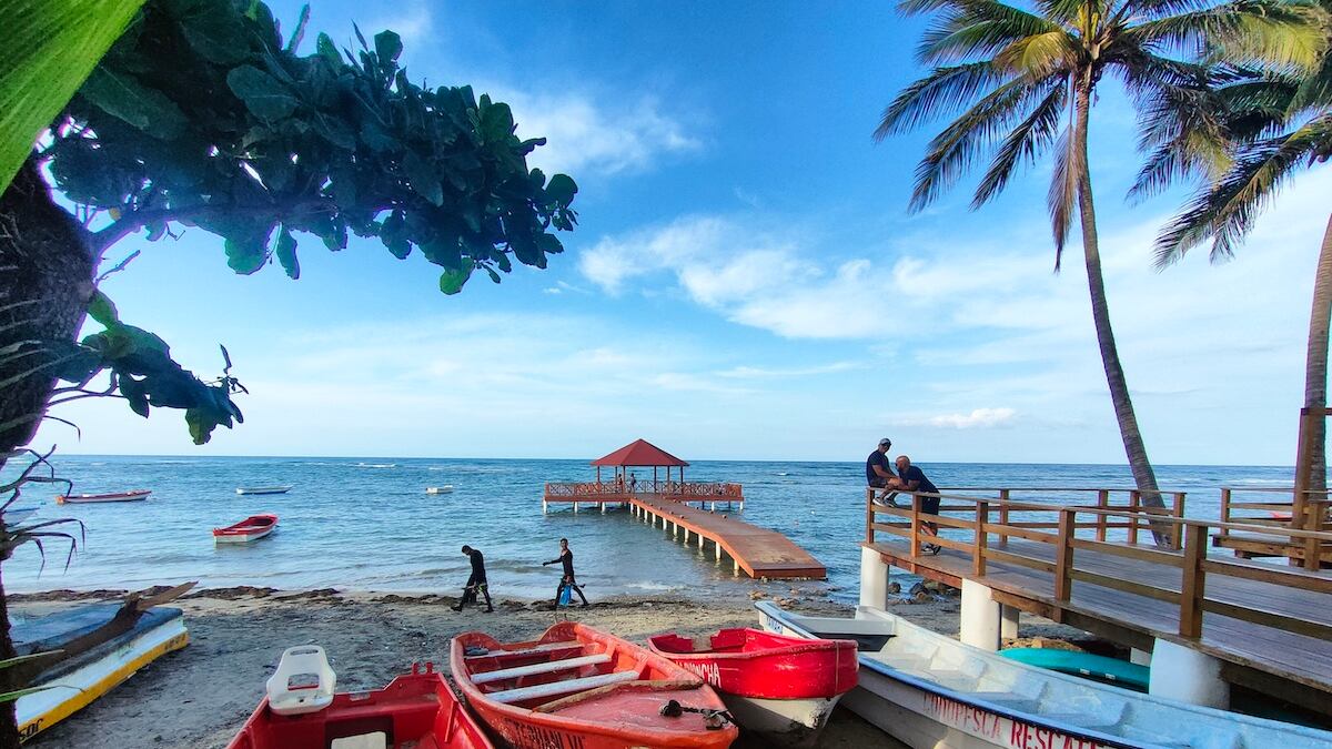 Si estás pensando viajar por primera vez a República Dominicana, puedes visitar Santo Domingo y Puerto Plata, dos provincias que te seducirán y aquí te decimos por qué.