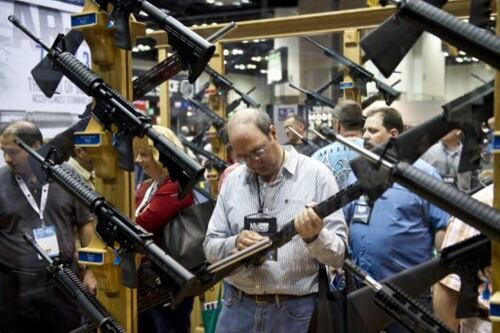 Salazar reconoce que consumo de fentanilo y tráfico de armas de EE. UU. son ‘parte del problema’