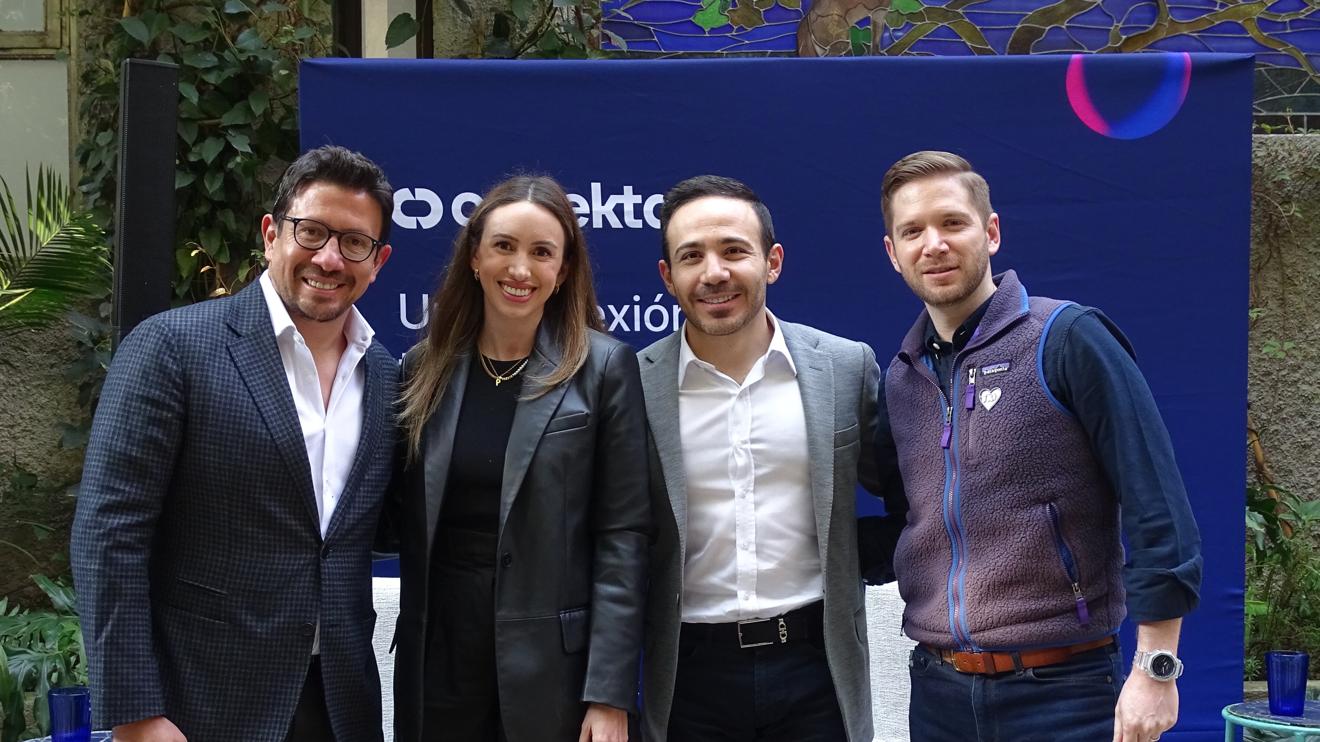 Panel de expertos en comercio electrónico y sistemas de pago