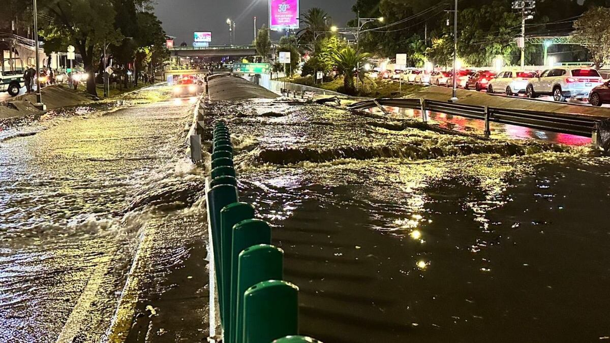 ¡Bajo el agua! Así amaneció CDMX tras la tormenta eléctrica; calles inundadas y caos vial