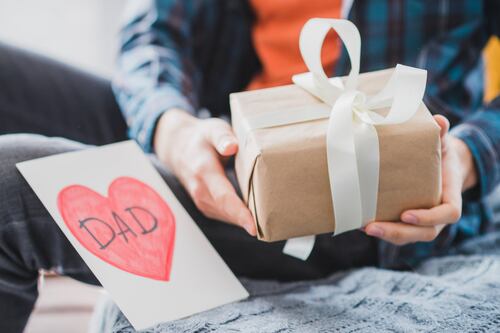 Regalos prácticos y con estilo para sorprender a papá en su día