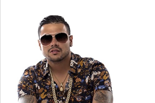 Lucky Bossi lanza su nuevo flow con Botelleo