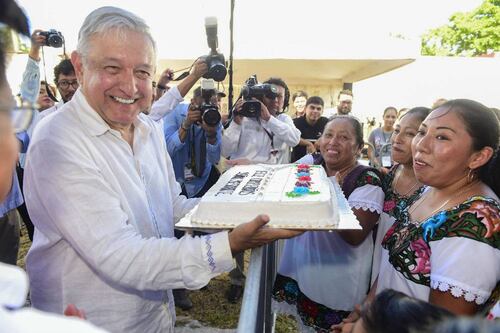 AMLO garantiza consultar a pueblos indígenas de Yucatán respecto al Tren Maya