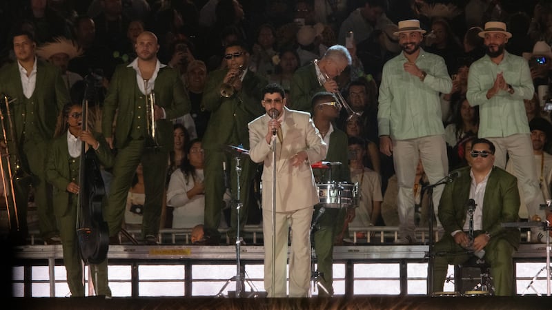 Bad Bunny hace historia en la CDMX con su gira ‘Debí Tirar Más Fotos World Tour’