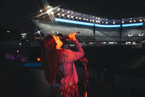 “Es un honor estar con mi papá en su primer Estadio GNP”: Camila Fernández