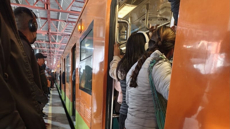 Cierran estaciones del Metro por marchas hacia el Zócalo: consulta rutas alternativas