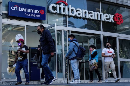 ¿Qué bancos sí abren este jueves y viernes de Semana Santa?