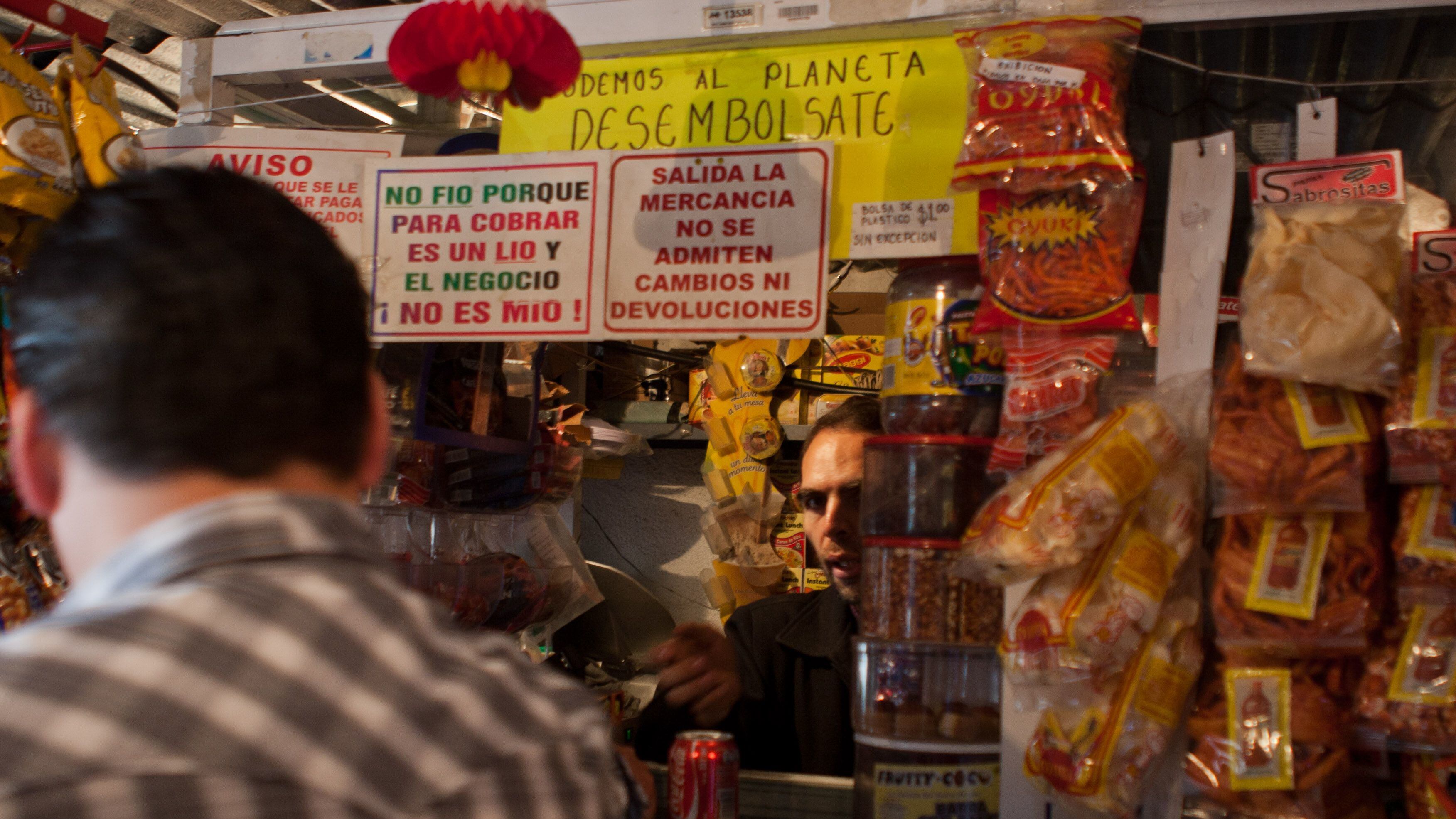 El grado de criminalidad es tal, que los comerciantes ya desarrollaron el Síndrome de Estocolmo y ven el pago por derecho de piso como un contrato de seguridad.