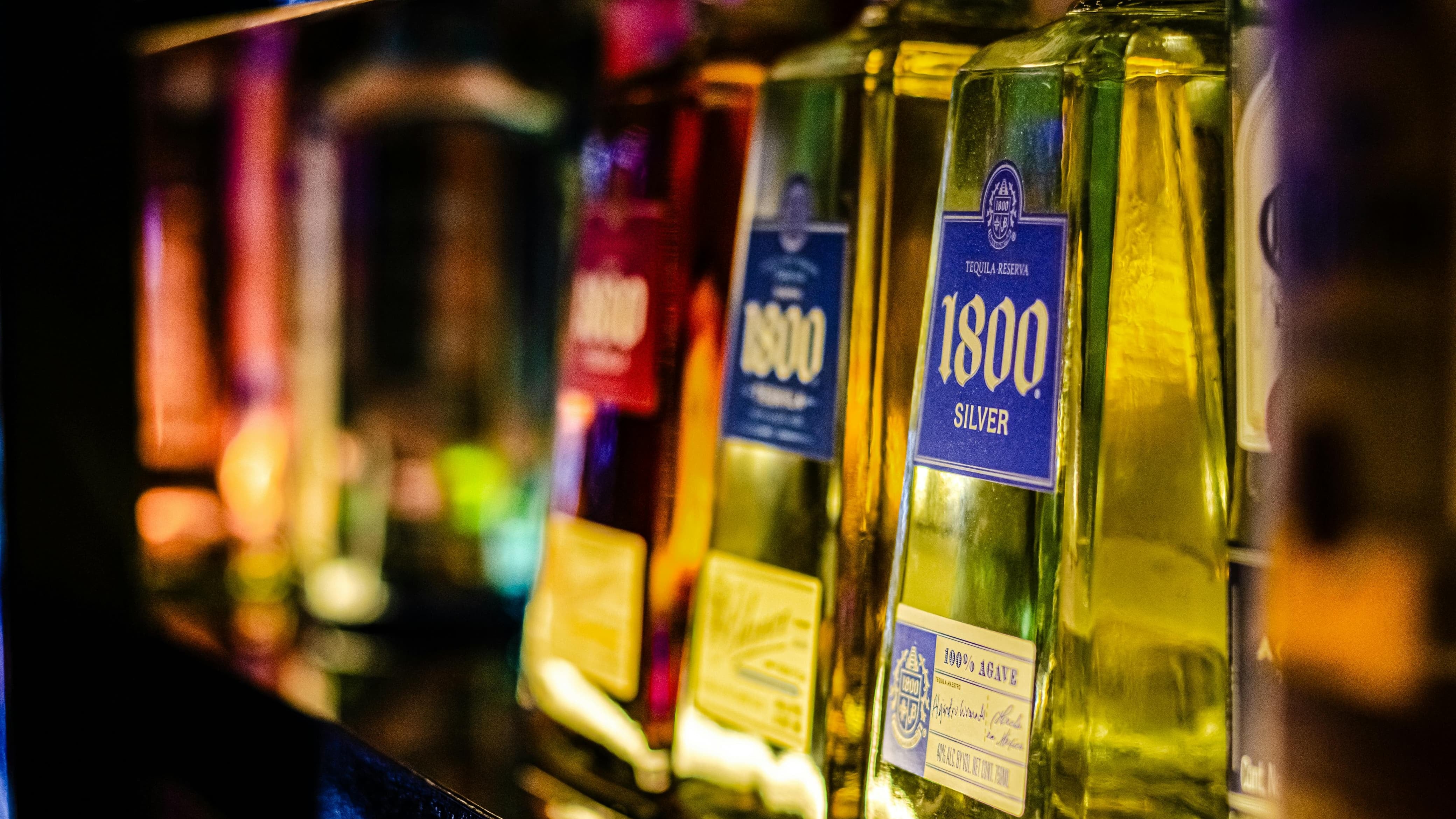 Van contra venta de alcohol en futbol llanero en Querétaro
