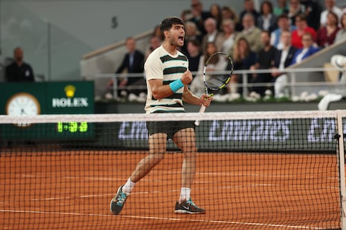 Carlos Alcaraz conquista Roland Garros con remontada histórica sobre Jannik Sinner