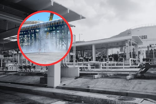 ¿Otra tragedia en Dos Bocas? Así captaron presunta fuga de gas en las instalaciones